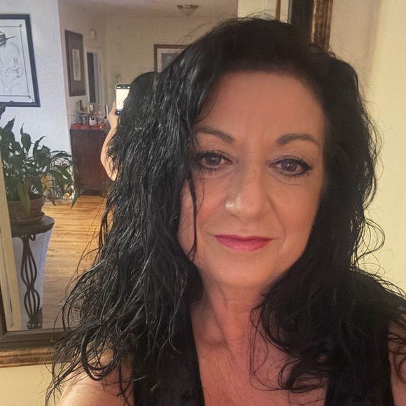 angeladoug0604